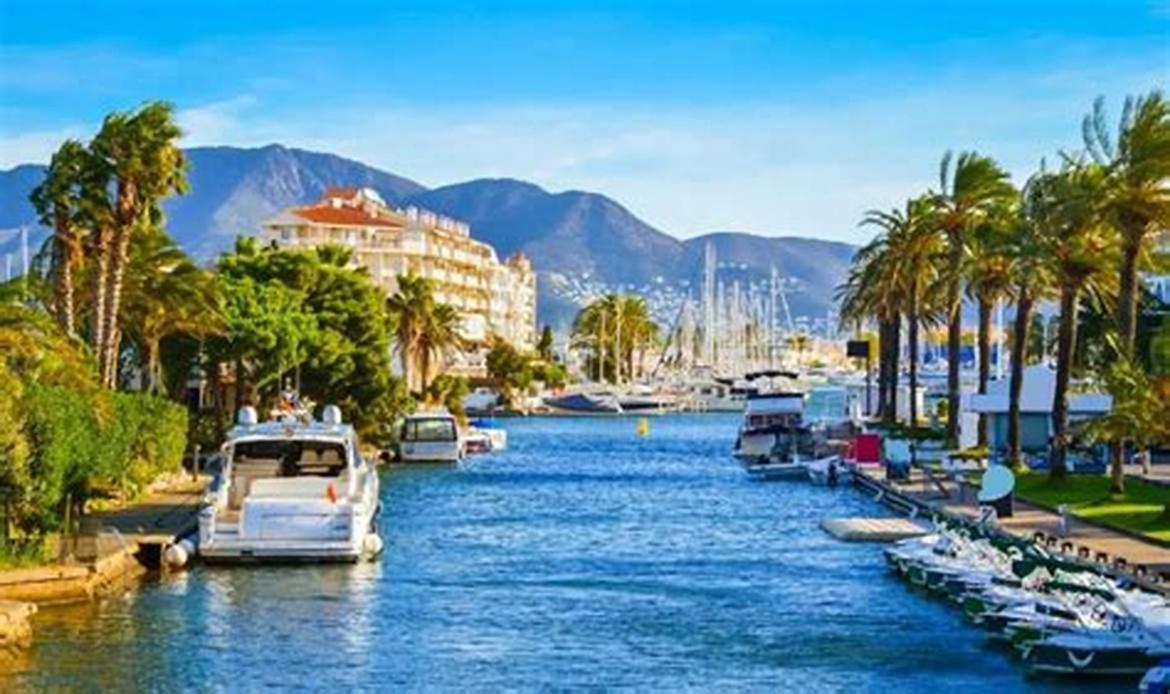 אמפוריבראבה Greserva Kar-Centro, Junto A La Playa, 3 Piscinas, Wifi, Clima, Restaurantes 2024 מראה חיצוני תמונה